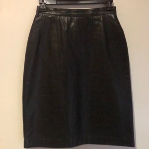 Vintage Ann Taylor leather skirt 80s quality leather pencil skirt size 2
